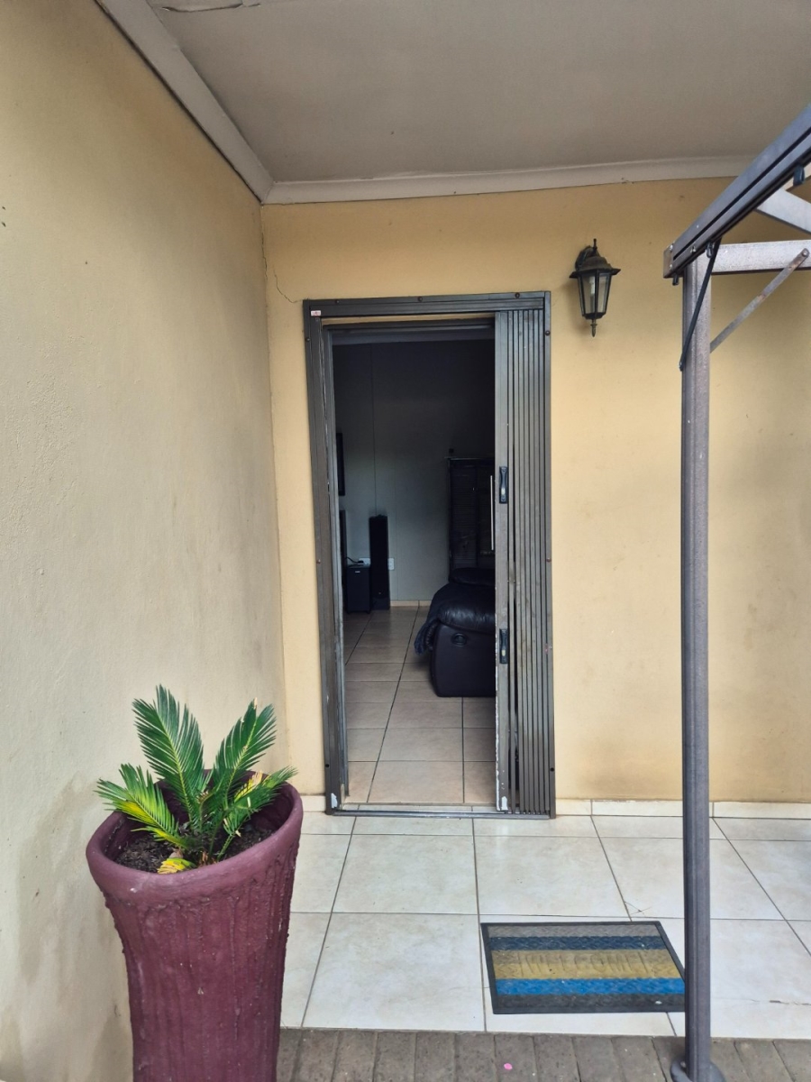 To Let 3 Bedroom Property for Rent in Universitas Ridge Free State